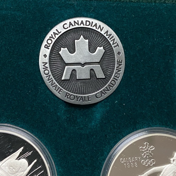 1988 Calgary Olympic Games Silver Coin Set - Picture 7 of 12
